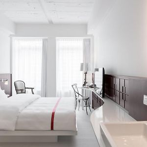 Kamer met een King Size Bed